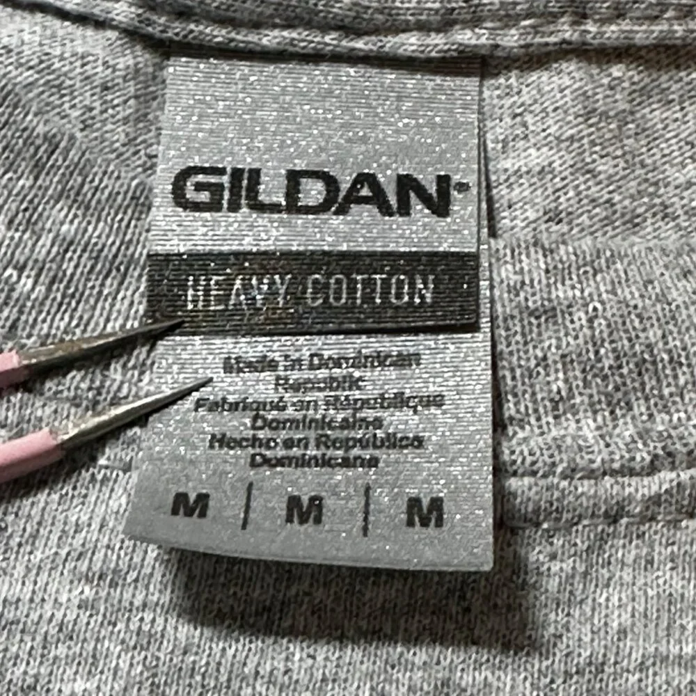Gildan Heavy Cotton Christmas Holiday Graphic Tee M Grey Short Sleeve T-Shirt - Picture 3 of 8